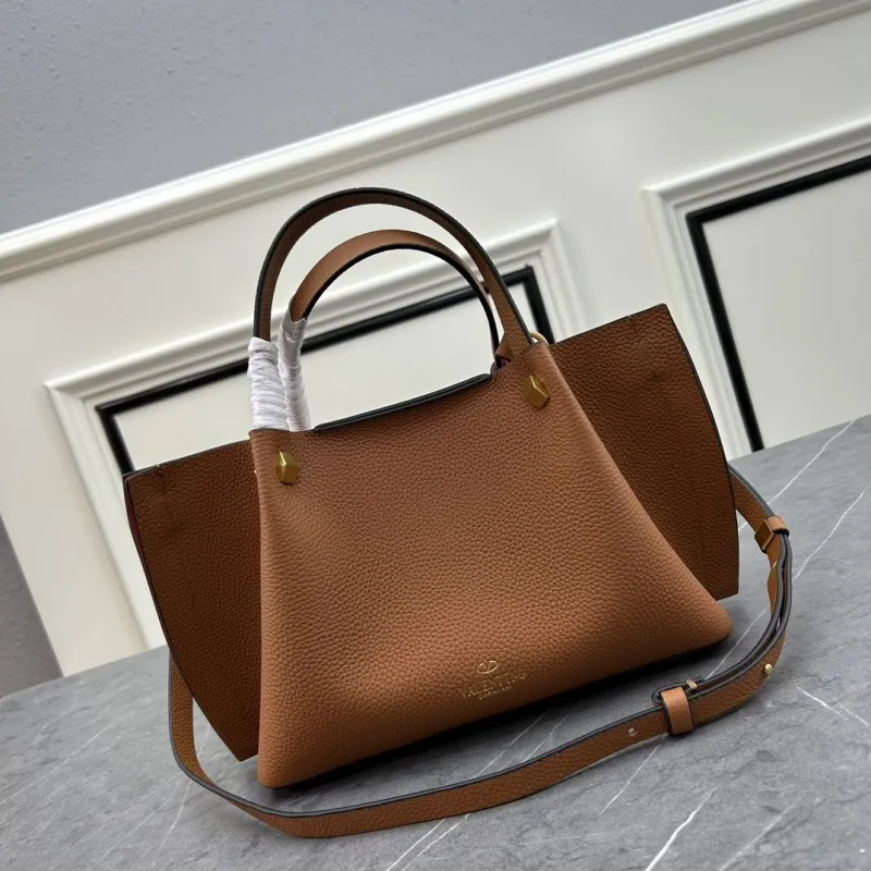 Valentino Shopping Bags-64 - Image 3