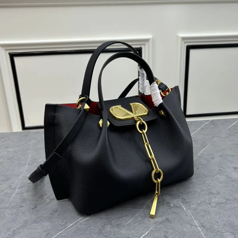 Alternative view of Valentino Shopping Bags-65