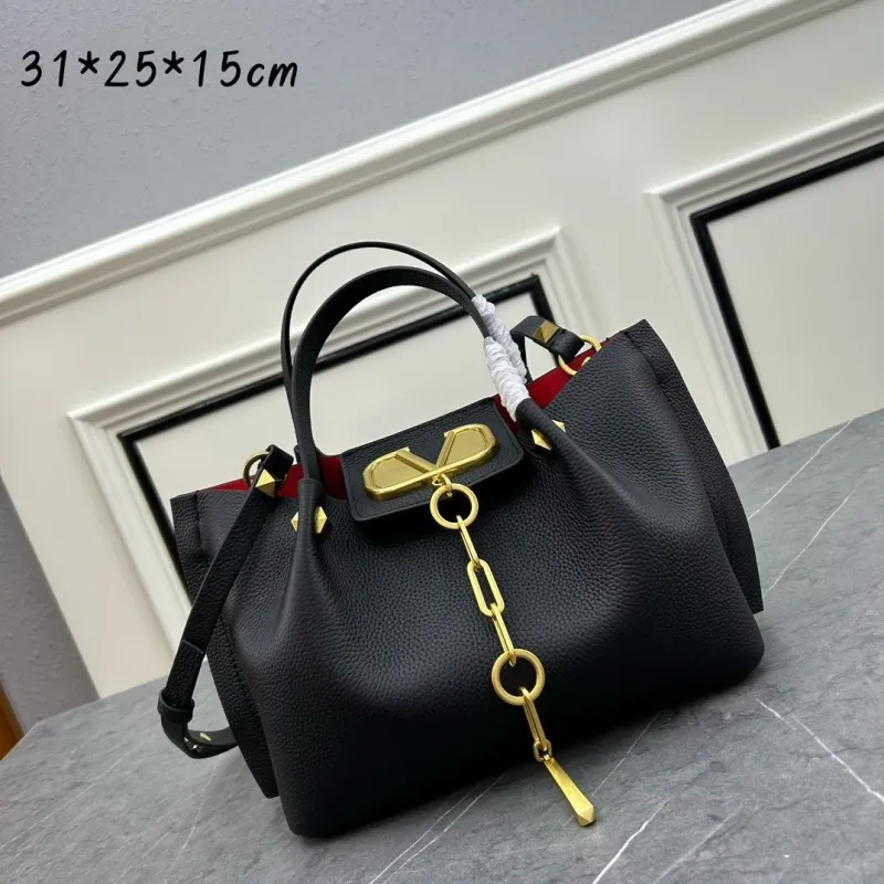Valentino Shopping Bags-66