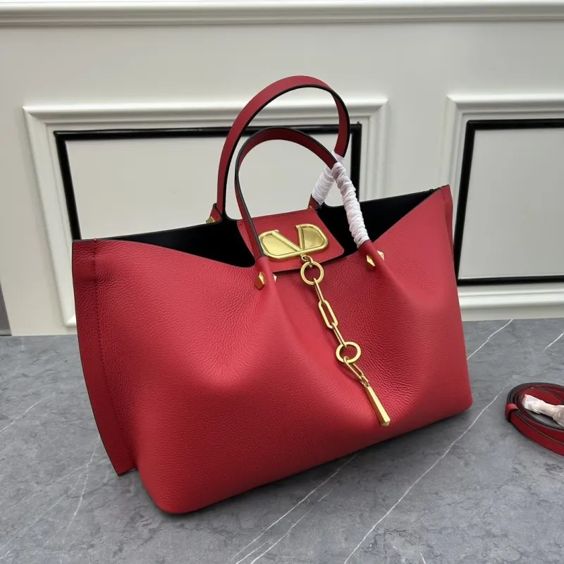 Alternative view of Valentino Shopping Bags-69