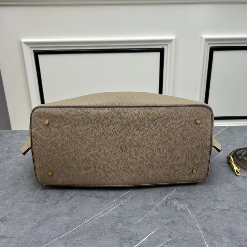 Valentino Taupe Leather Tote Bag with Pouch and Strap - Image 5