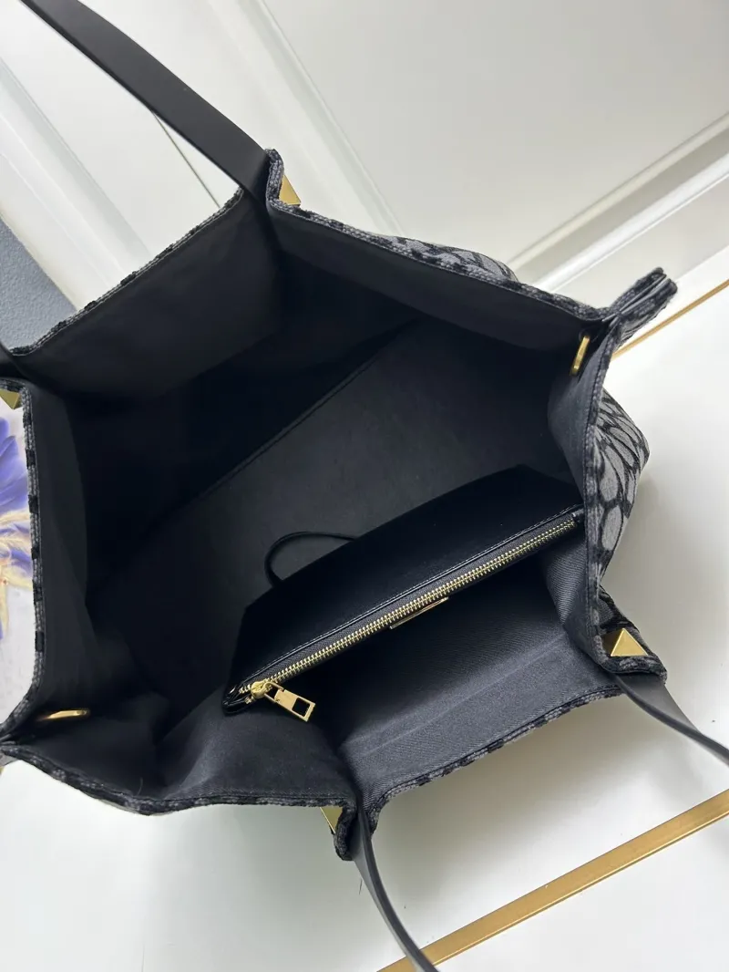 Valentino Large Black Monogram Tote Bag with Pouch - Image 9