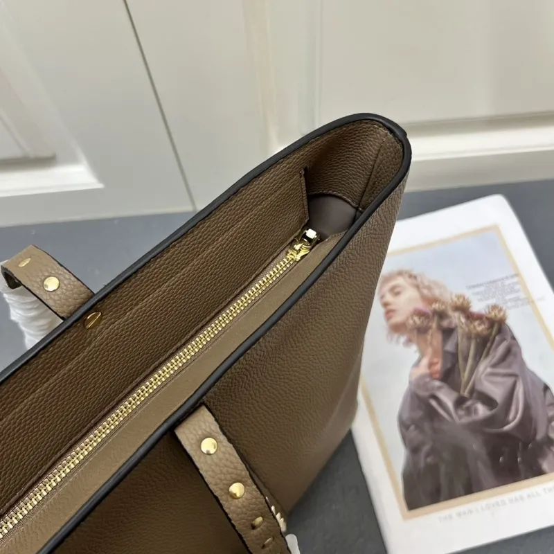 Valentino Taupe Leather Tote Bag Model 9905 - Image 7