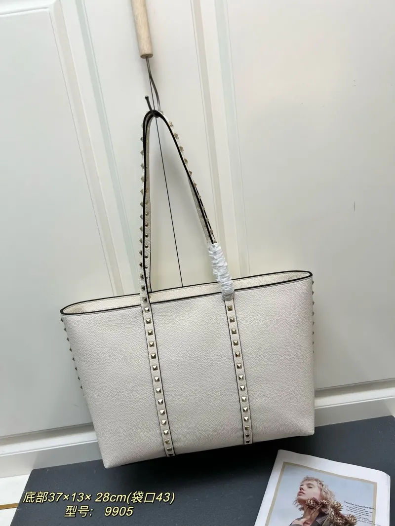 Valentino Rockstud Tote Bag Model 9905