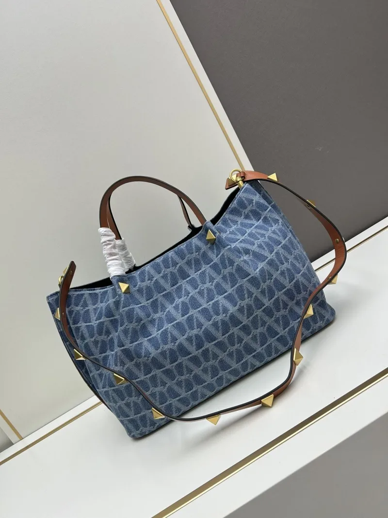 Valentino 8113 Blue Denim Tote Bag with Pouch - Image 3
