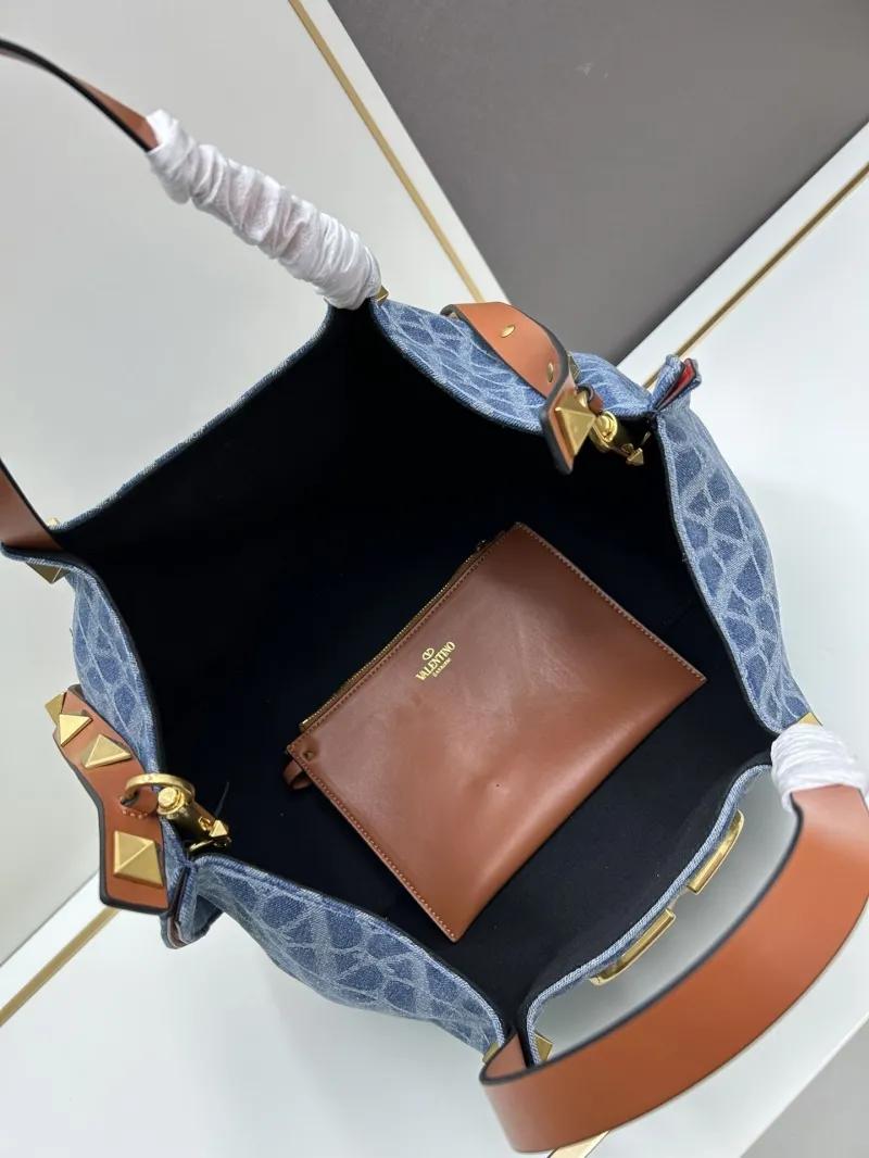 Valentino 8113 Blue Denim Tote Bag with Pouch - Image 7