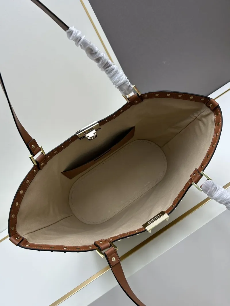 Valentino 20251 Beige Woven Tote Bag - Image 7