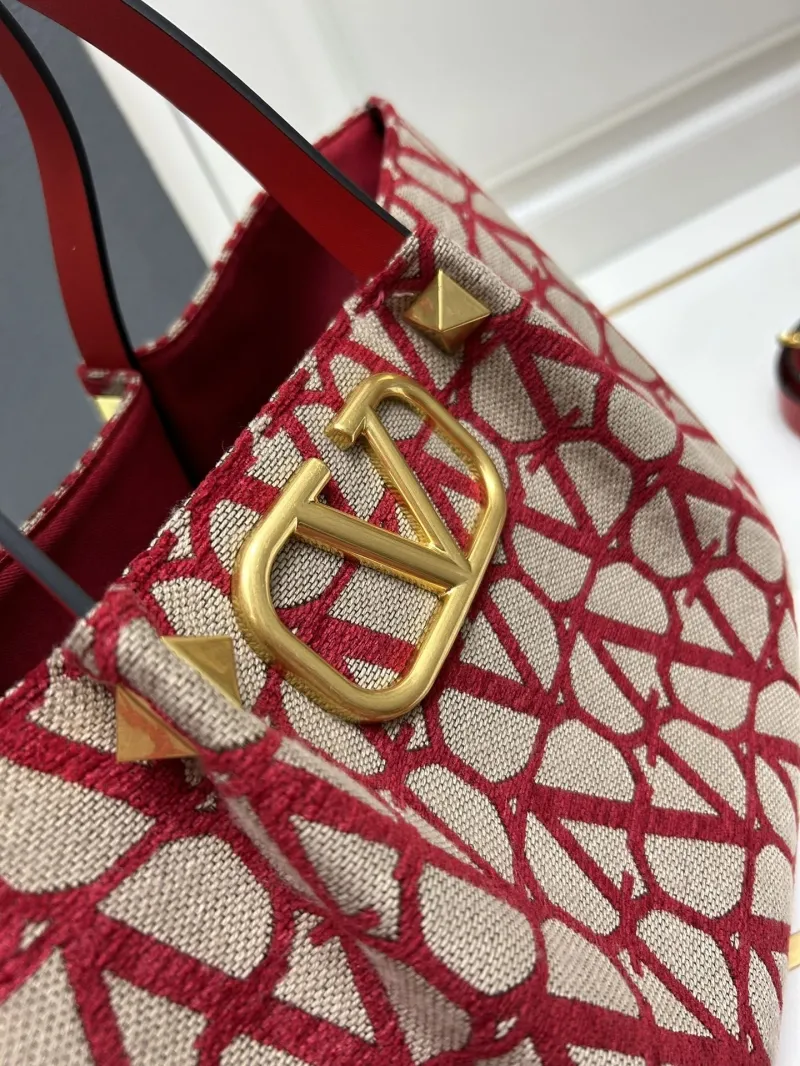 Valentino Large Red Monogram Tote Bag - Image 5