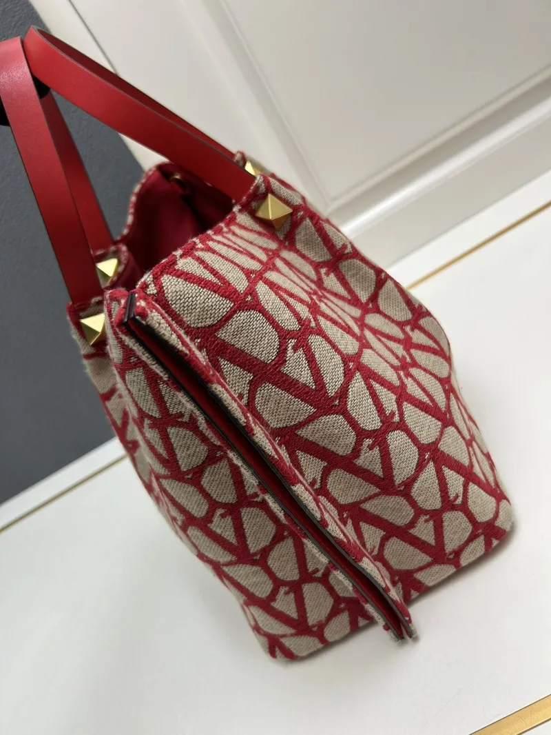 Valentino Large Red Monogram Tote Bag - Image 6
