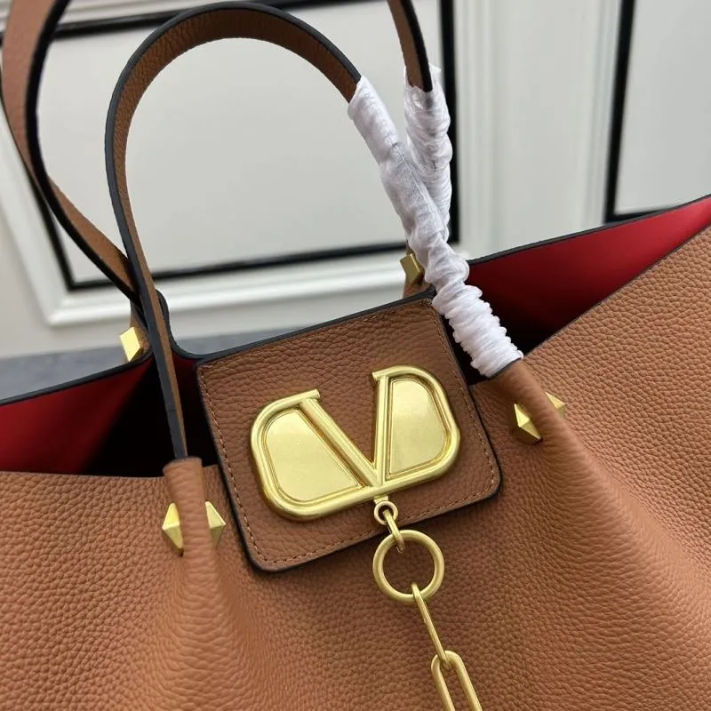Valentino Brown Leather Tote Bag with Small Pouch - Image 6