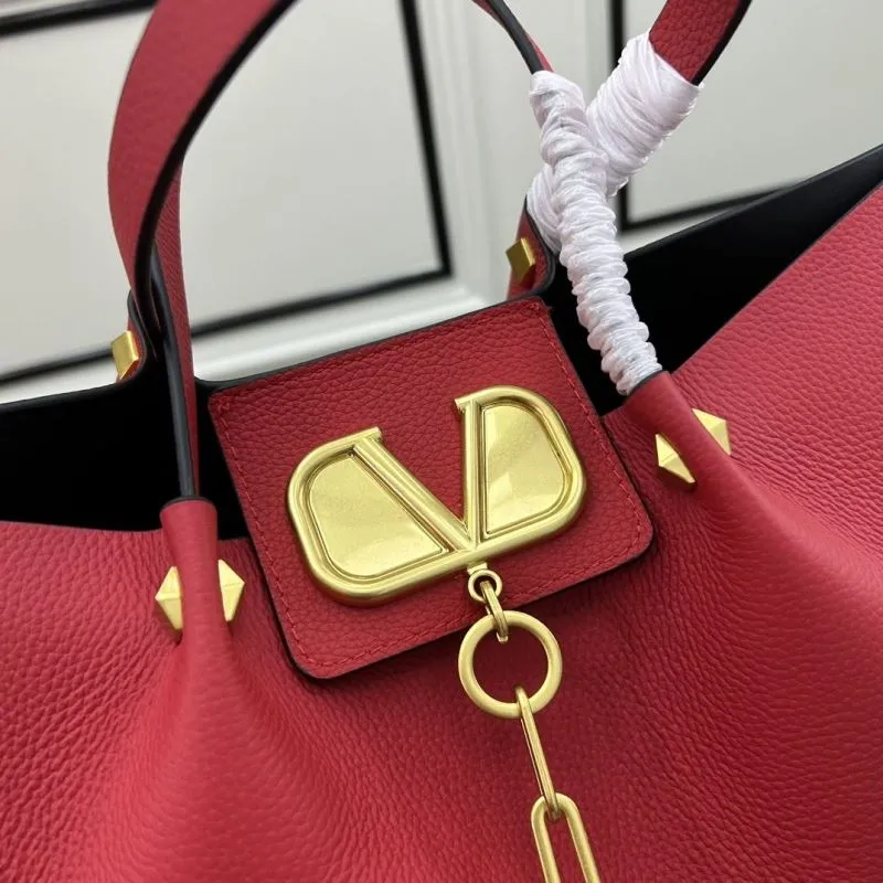Valentino Red Leather Tote Bag with Pouch - Image 4
