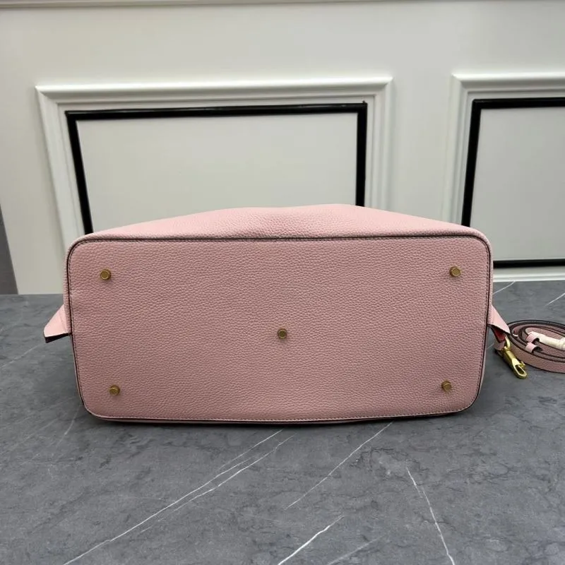 Valentino Pink Leather Tote Bag with Pouch - Image 5