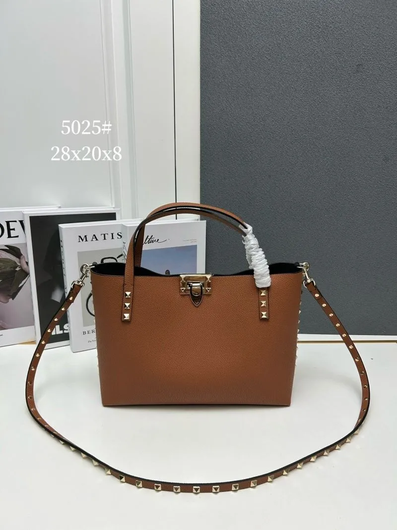 Valentino Shopping Bags-143