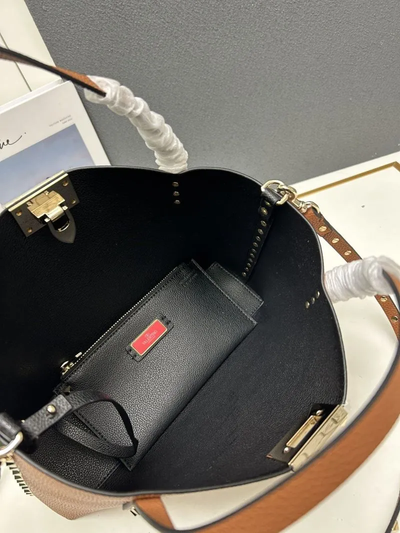 Valentino Brown Leather Tote Bag 5025 - Image 9