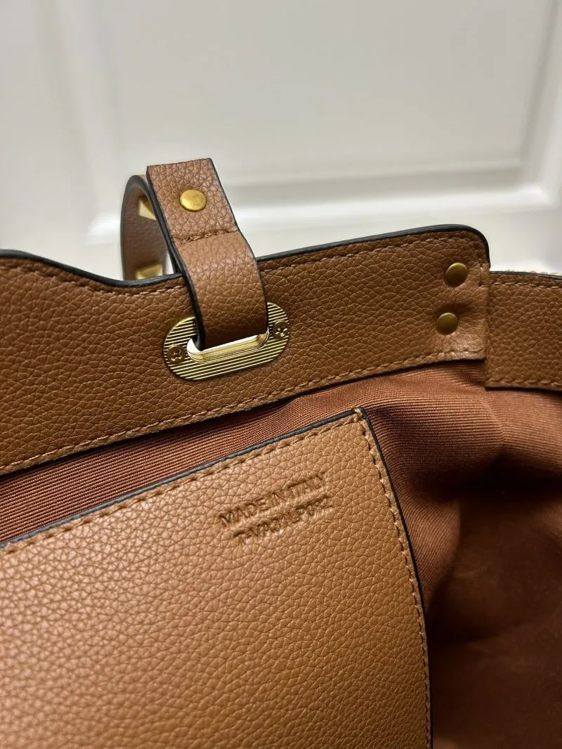 Valentino Brown Tote Bag Model 5020 - Image 9