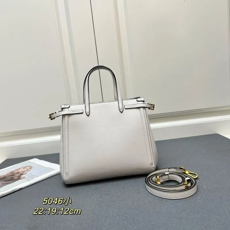 Alternative view of Valentino Shopping Bags-150
