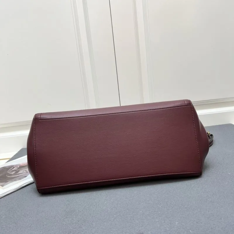 Valentino Burgundy Leather Tote Bag 5047 - Image 6
