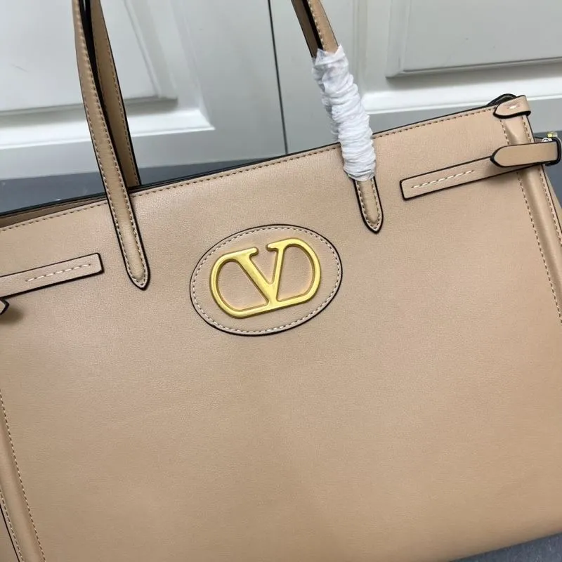 Valentino Beige Leather Tote Bag 5047 - Image 4
