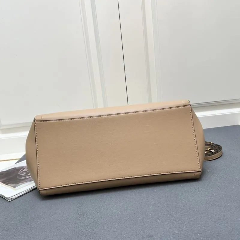 Valentino Beige Leather Tote Bag 5047 - Image 6