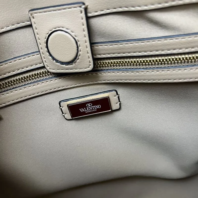 Valentino Beige Leather Tote Bag 5047 - Image 9