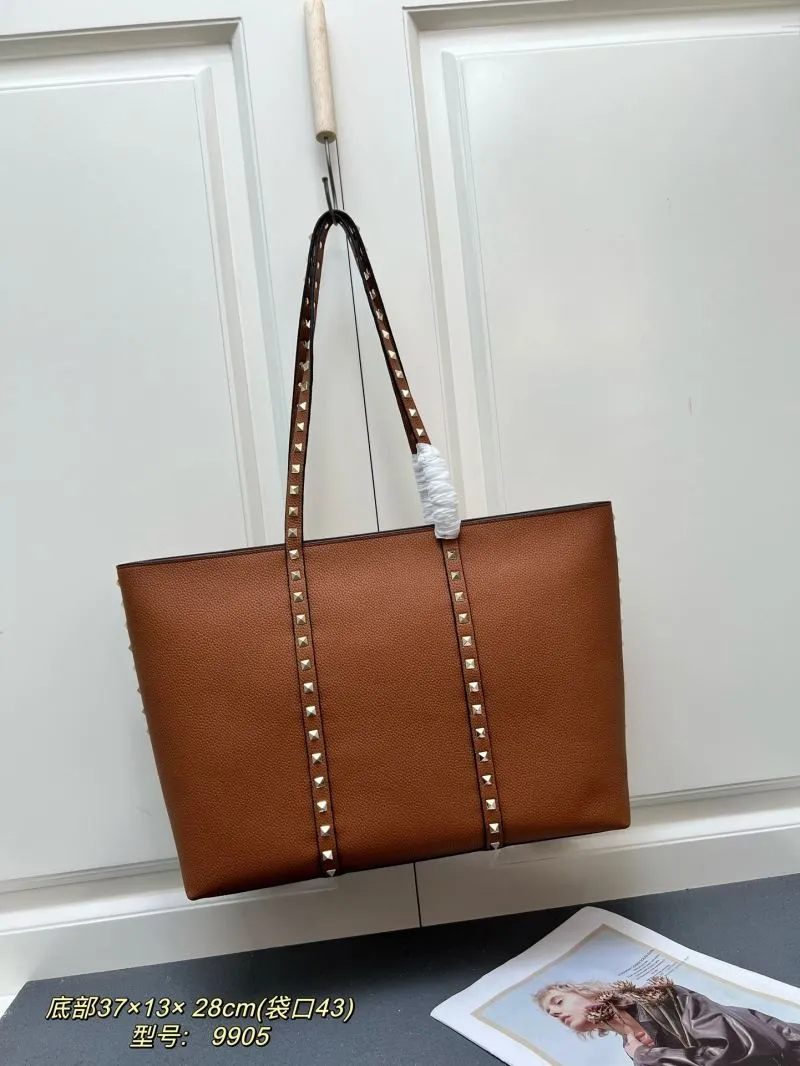 Valentino Shopping Bags-160
