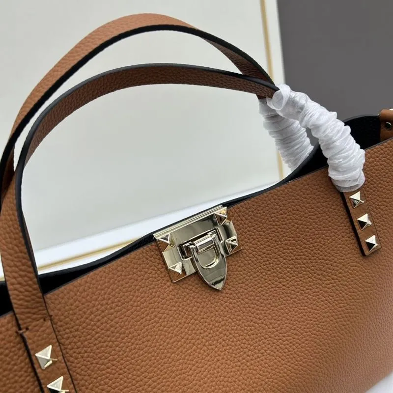 Valentino Brown Leather Tote Handbag with Small Pouch 20243 - Image 4