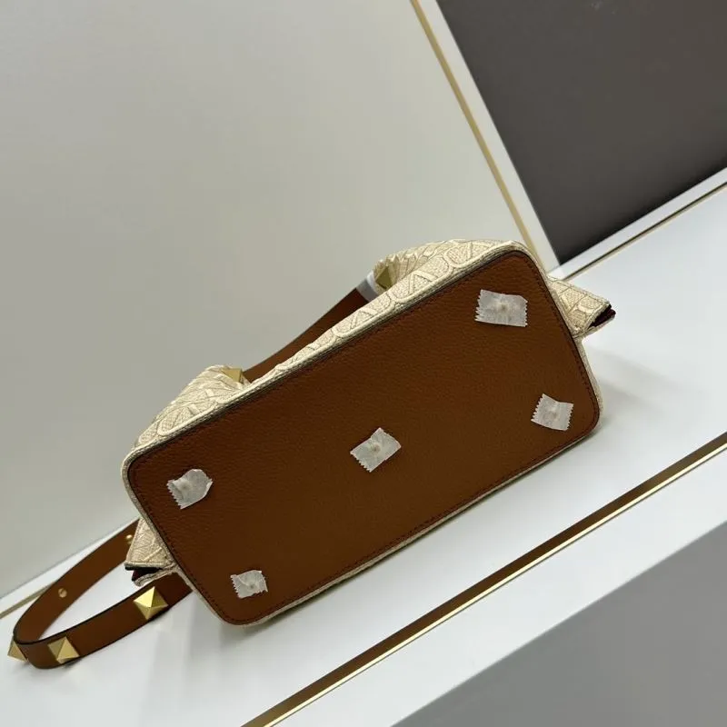 Valentino Beige Tote Bag 20246 - Image 5