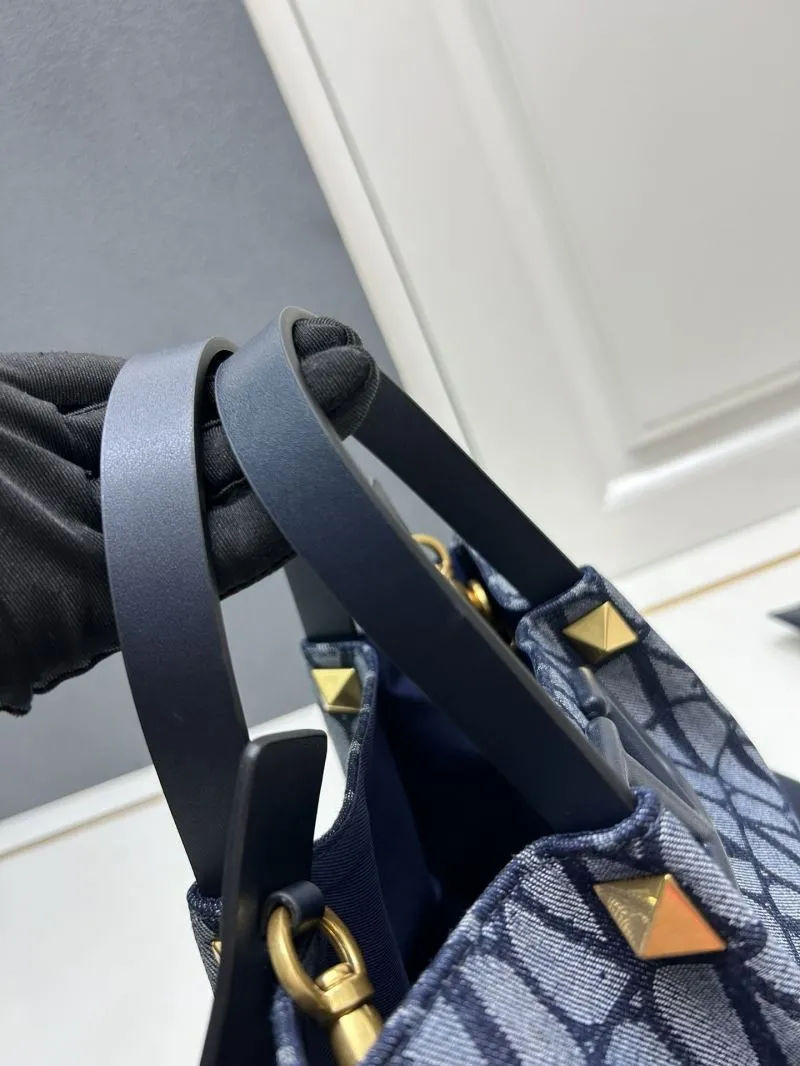 Valentino Small Navy Monogram Tote Bag 5039-2 - Image 5