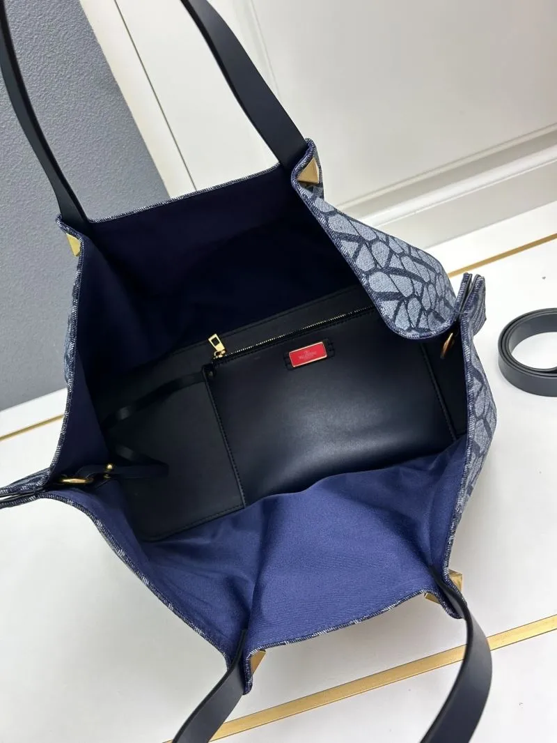 Valentino Large Navy Monogram Tote Bag with Pouch - Image 8