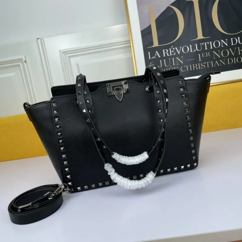Alternative view of Valentino Shopping Bags-199
