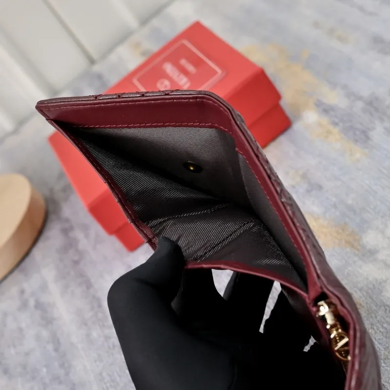 Valentino Garavani Burgundy Quilted Leather Wallet - Image 8