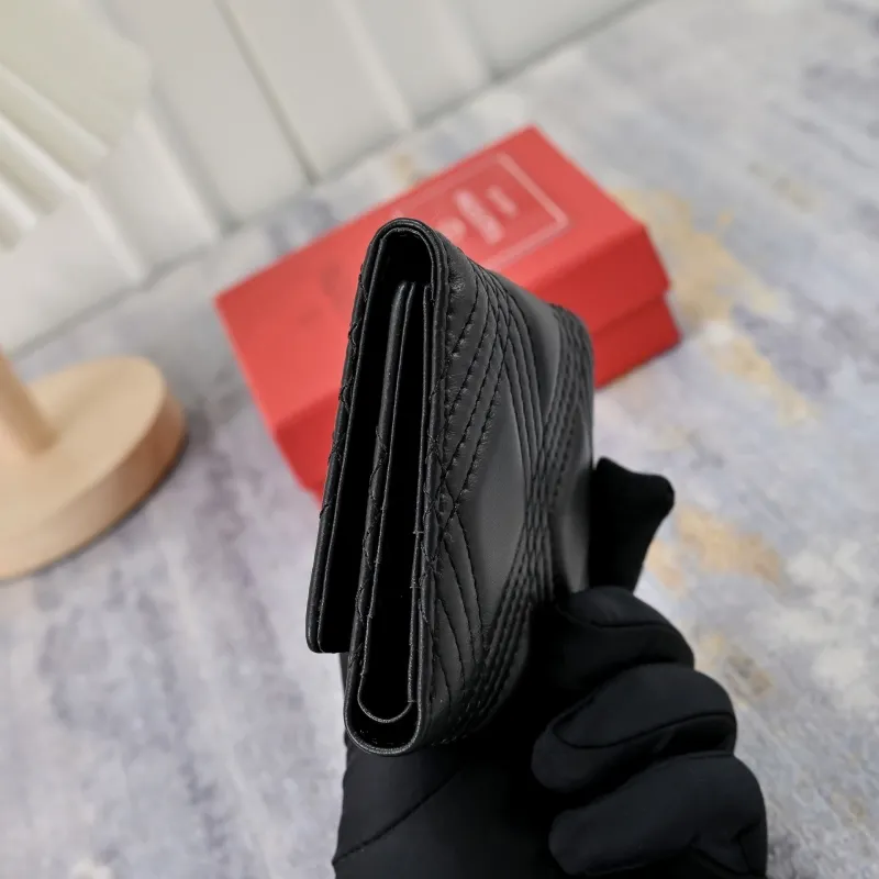 Valentino Garavani Black Quilted Leather Wallet - Image 4