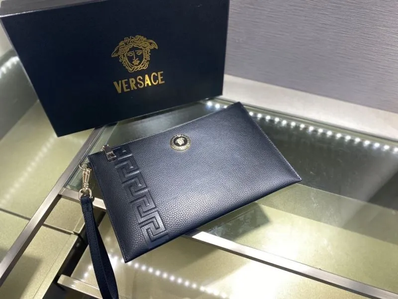 Versace Black Leather Wristlet Clutch Bag - Image 7