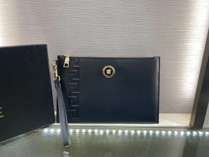 Versace Black Leather Wristlet Clutch Bag - Image 9
