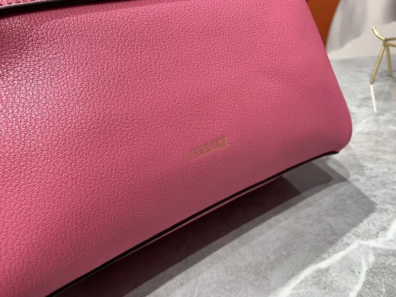 Versace Pink Leather Chain Handbag - Image 6
