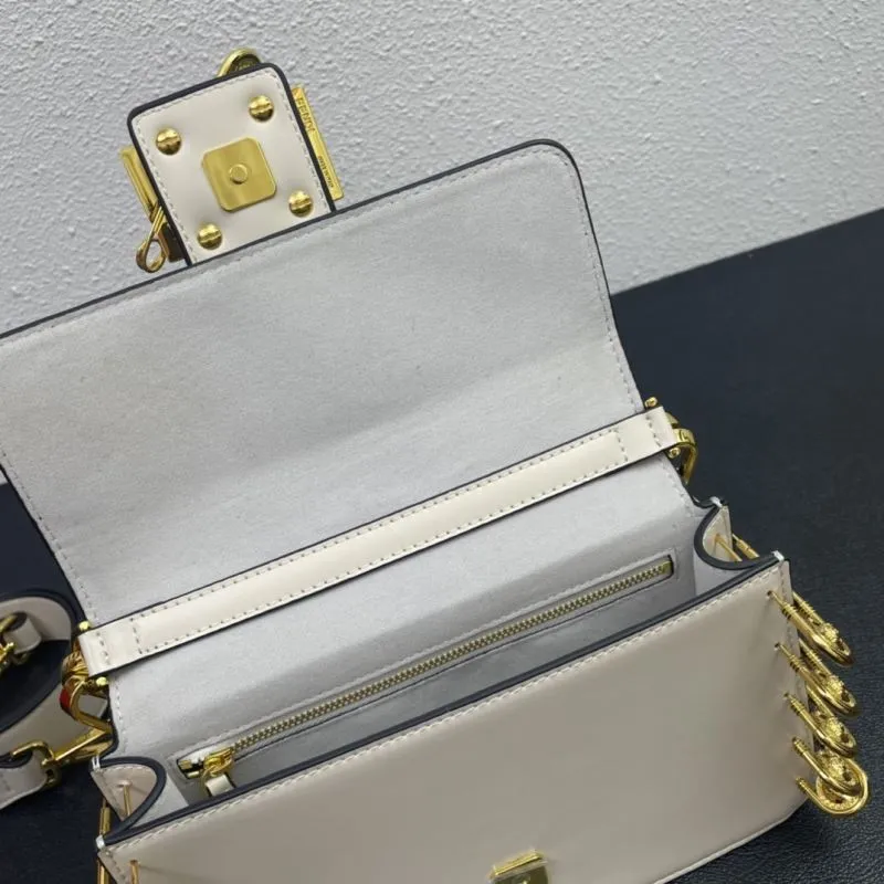 Cream Leather Shoulder Handbag FF3381 26cm - Image 8