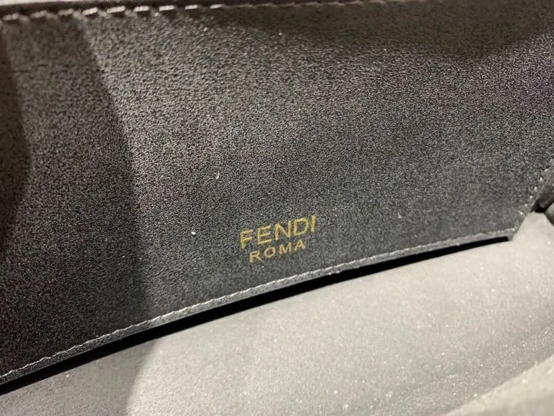 Fendi Black Leather Handbag Model 178 with Gold Chain - Image 9