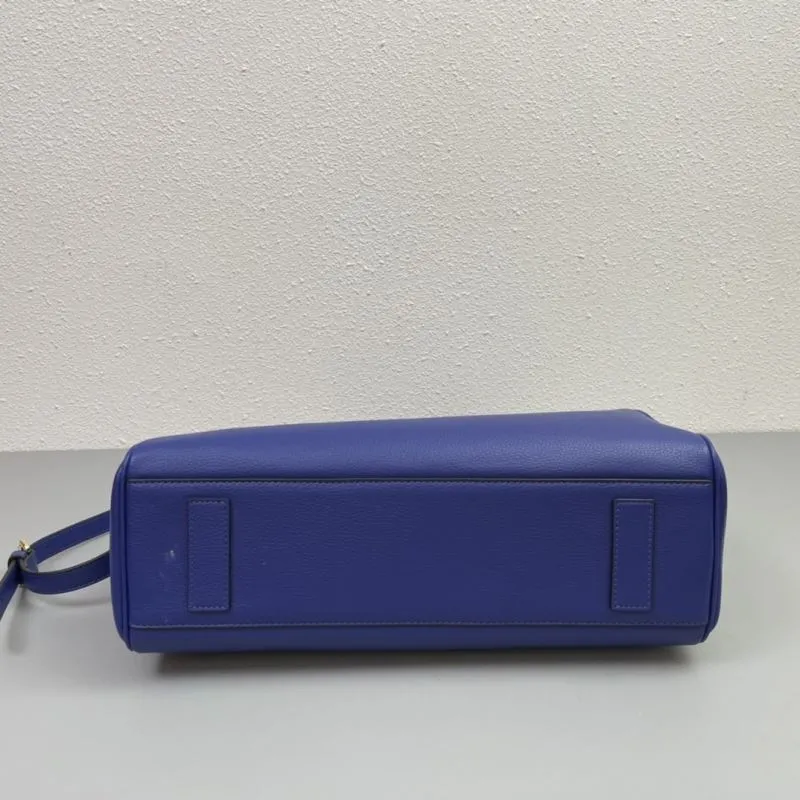 Versace Blue Large Leather Handbag V308 - Image 6