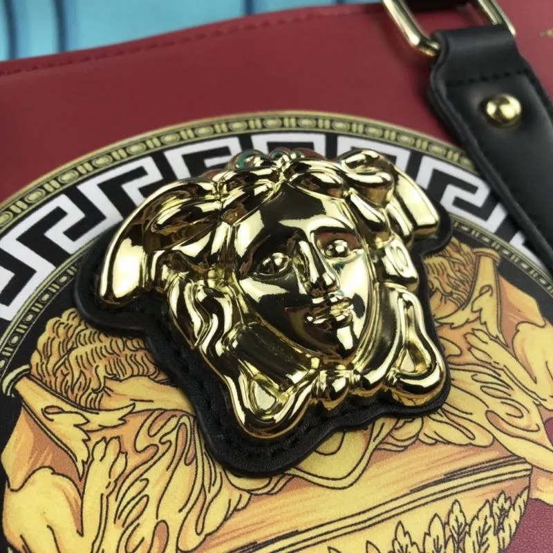 Versace Red Gold Pattern Handbag and Pouch Set - Image 6