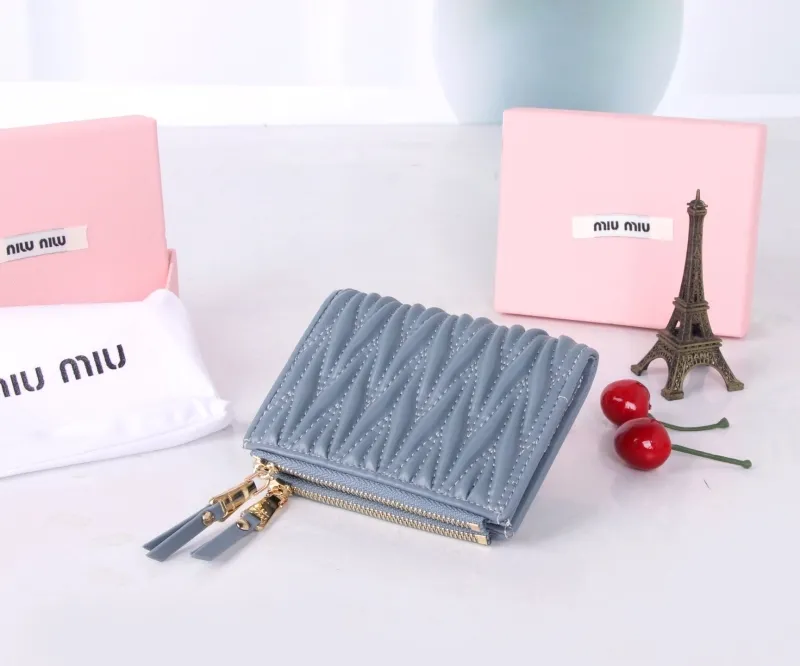 Miu Miu Light Blue Quilted Zip Wallet - Image 4
