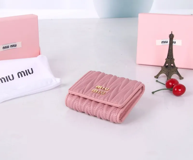 MIU MIU Pink Quilted Leather Wallet - Image 3