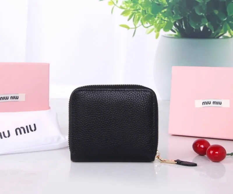 Miu Miu Black Leather Zip Wallet - Image 3
