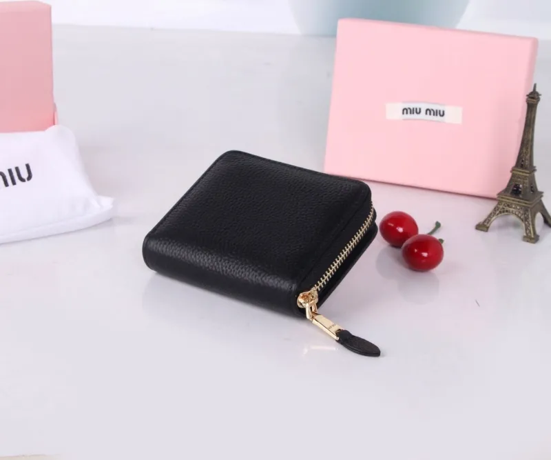 Miu Miu Black Leather Zip Wallet - Image 5