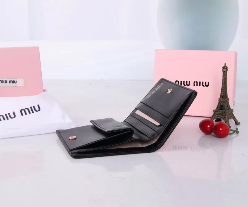 Miu Miu Black Leather Wallet - Image 9