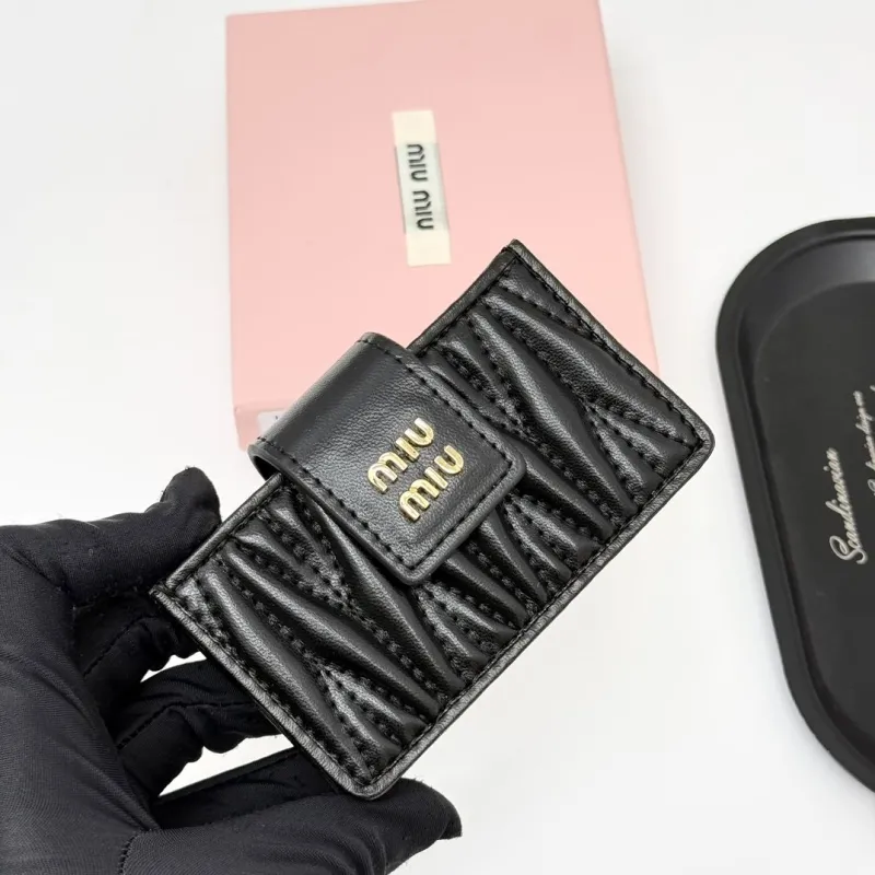 MIU MIU Black Quilted Leather Card Wallet - Image 3