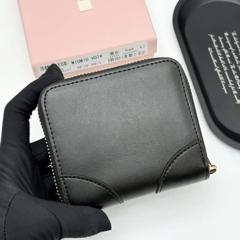 MIUMIU Black Leather Zip Wallet V07 - Image 4
