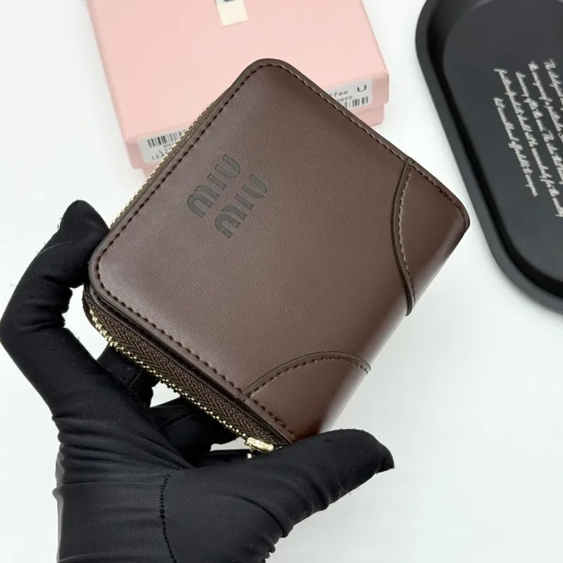 MIU MIU Coffee Leather Zip Wallet - Image 3