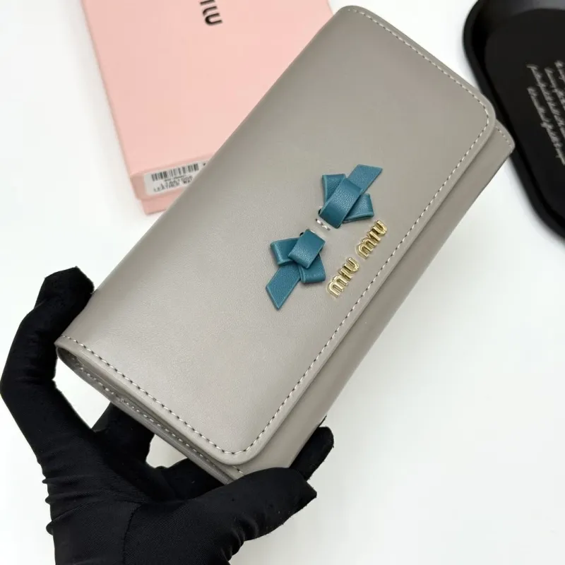 Miu Miu French Grey Leather Long Wallet - Image 4