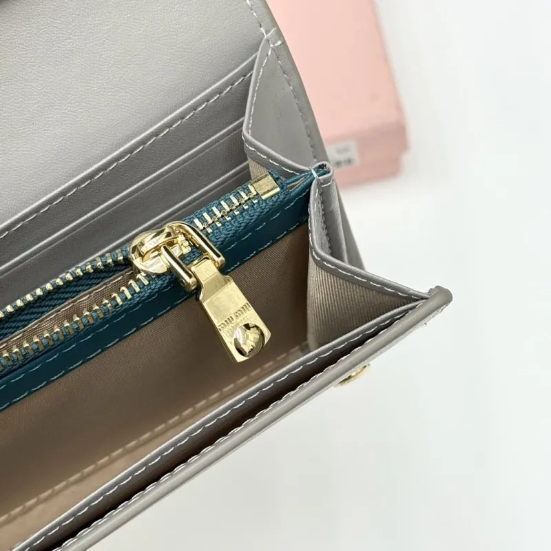 Miu Miu French Grey Leather Long Wallet - Image 9