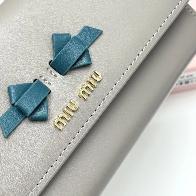 Miu Miu French Grey Leather Chain Wallet - Image 5